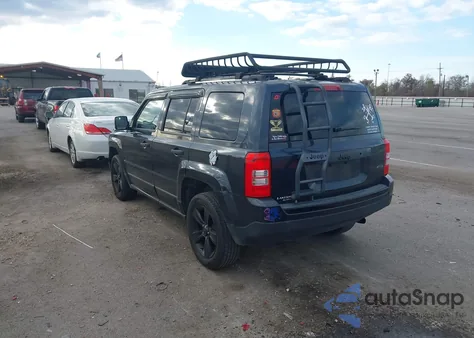 2014 Jeep Patriot Altitude z USA, uszkodzony, nr VIN 1C4NJPBA1ED813817